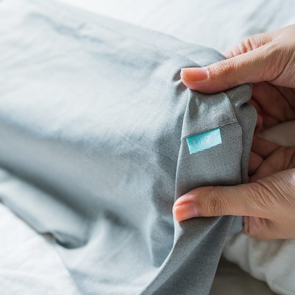 LiZi TFE Graphene Thermal Pillowcase